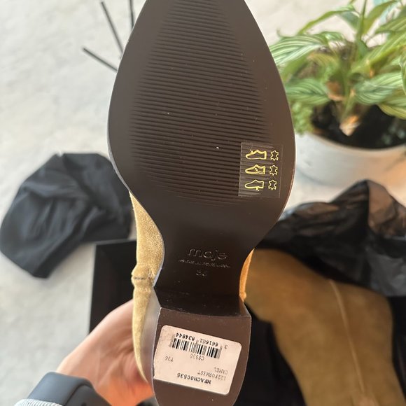 Maje Chelsea Boots - Picture 2 of 3